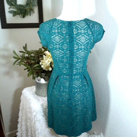 MIMI CHICA TEAL GREEN LACE FIT & FLAIR DRESS SZ.S EUC - Picture 4 of 6
